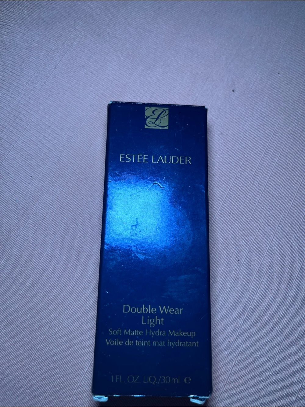 Estee Lauder Double Wear Light Foundation - 3N1 - Picture 9 of 9